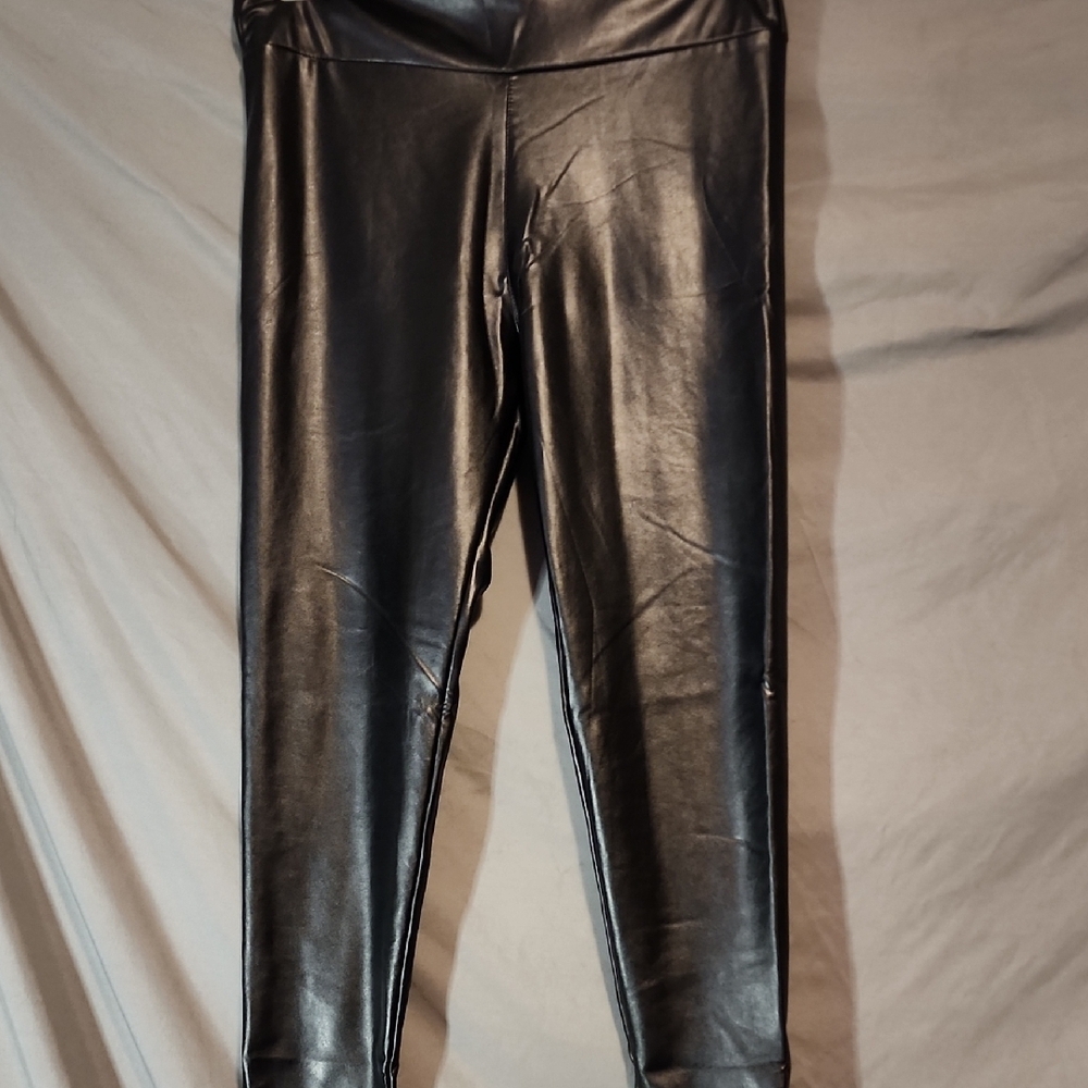Assets By Spanx Shiny Black Skinny Pants